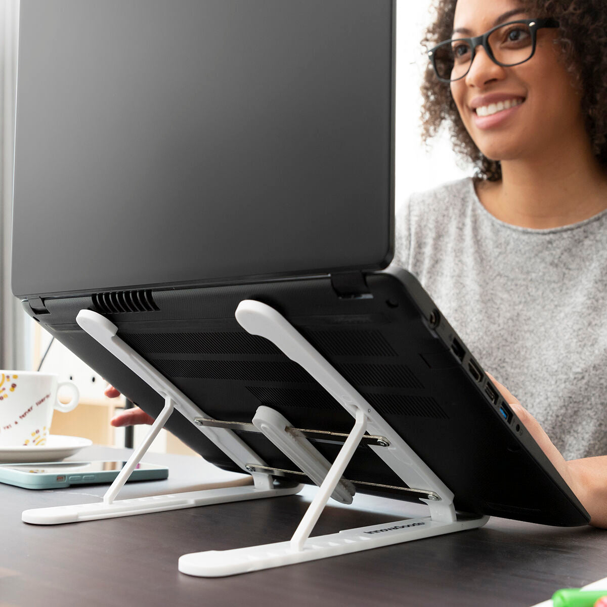 Pliere și reglabilă stand de laptop flappot inovatonoods